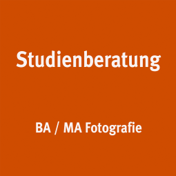 Mappen- & Studienberatung - Schwerpunkt BA/MA Fotografie - Prof. Achim Mohné